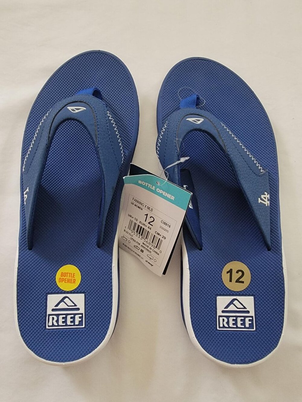 NWT Reef Fanning X MLB Dodgers women's size 12 flip flops
